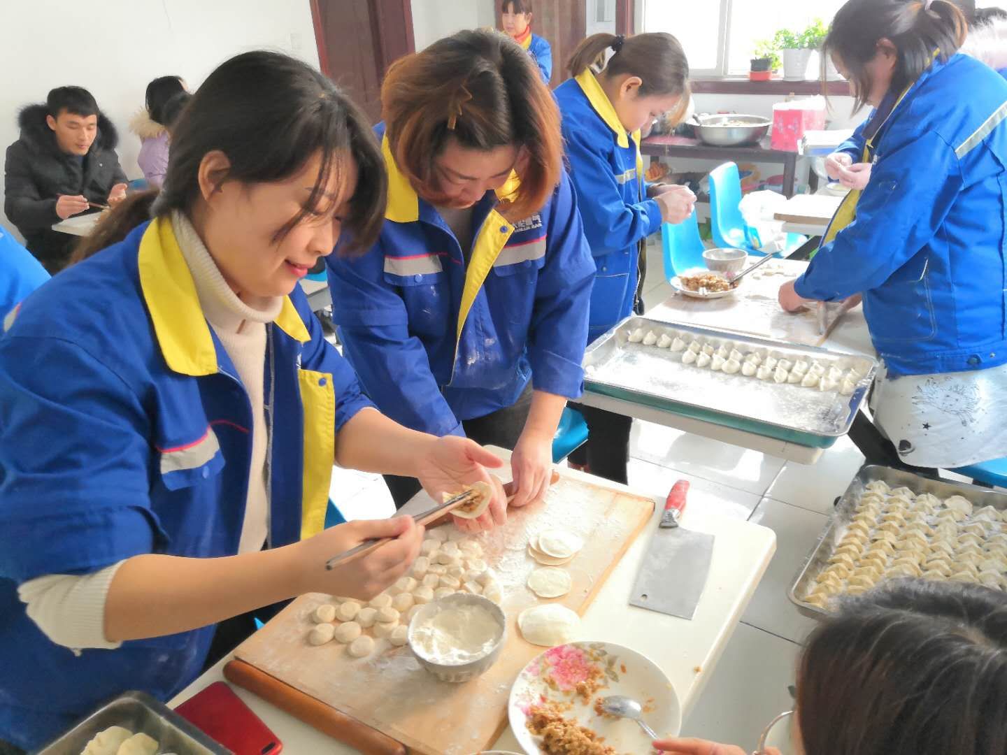 鹤壁公司举办冬至包饺子比赛活动(图1)