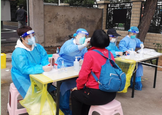天伦燃气公司员工积极参与疫情防控志愿服务(图2)
